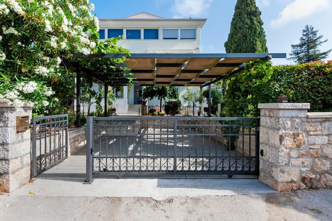 Apartments El Corsaro Rovinj Exterior photo